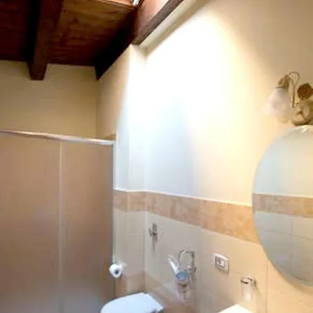Charming House In With Jacuzzi